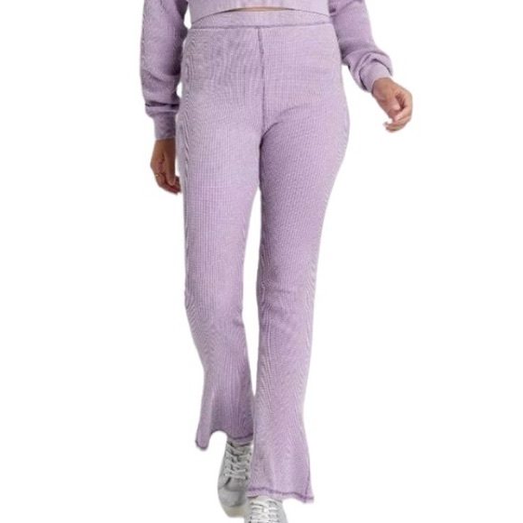 WILD FABLE Lilac Flare Pant𓆏 - Picture 2 of 4